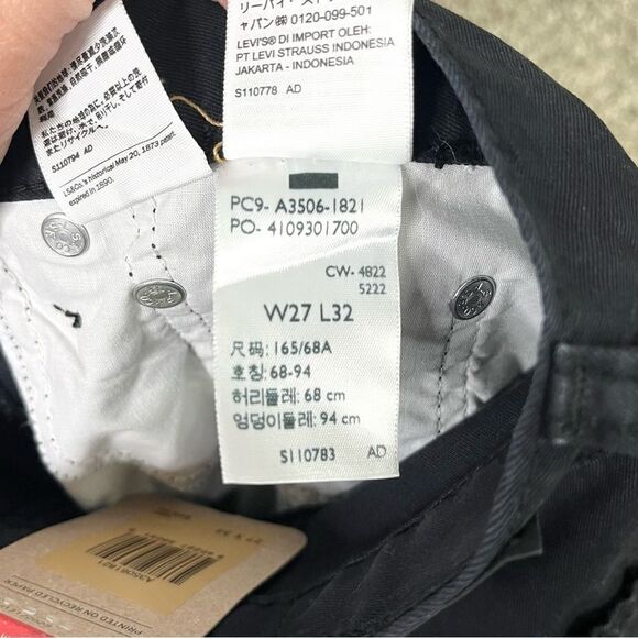 Levi’s Jeans Women’s 27x32 Black High-Waisted Mom NWT - Picture 5 of 9